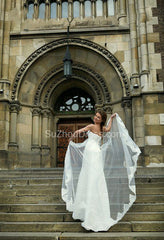 Stylish Lace Strapless Empired Bridal Dress Floor Length Wedding Gowns with Decoration
