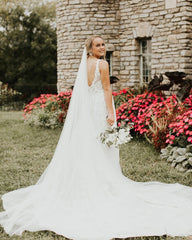 Stylish V-Neck Wedding Dress Sleeveless A-line White Bridal Dress