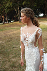 Stylish White Floral Lace Mermaid Beach Bridal Dress Long Sleeves V-Neck Wedding Gown