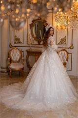 Suzhoufashion Classy Long A-line Lace Appliques Tulle Wedding Dresses With Sleeves
