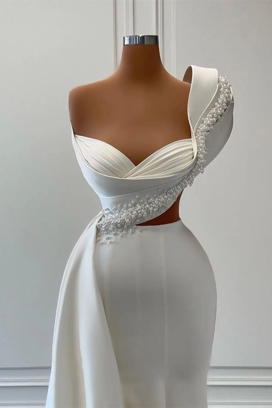 Suzhoufashion Fabulous One-Shoulder Sweetheart Sleeveless Wedding Dresses With Beads