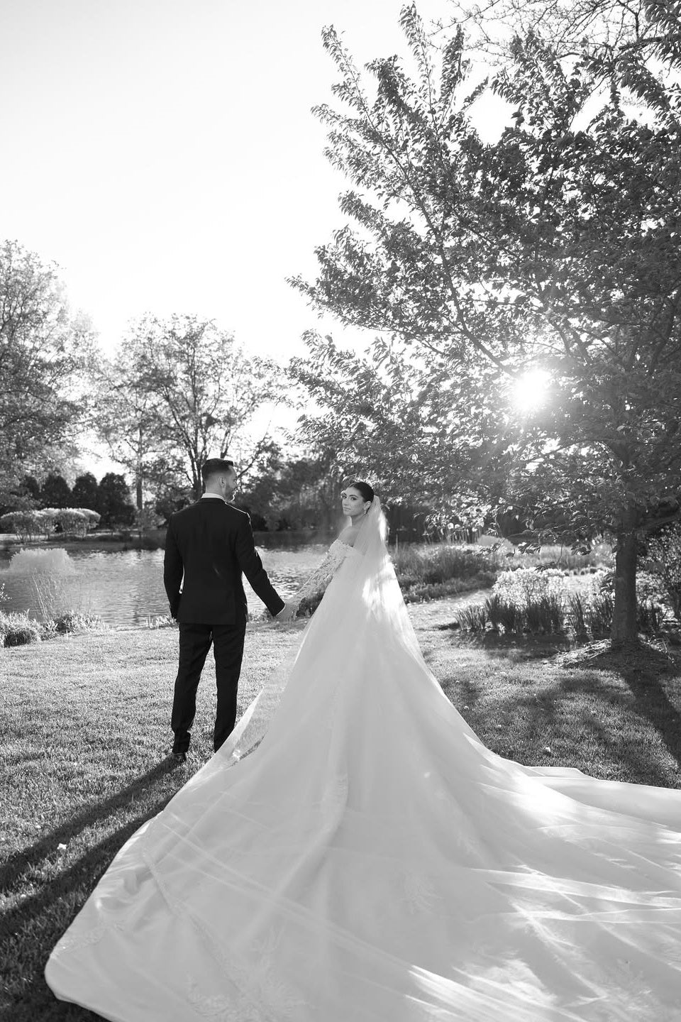 Suzhoufashion Long Sleeve Wedding Dress Off the Shoulder Beaded Lace Appliques Bridal Gown