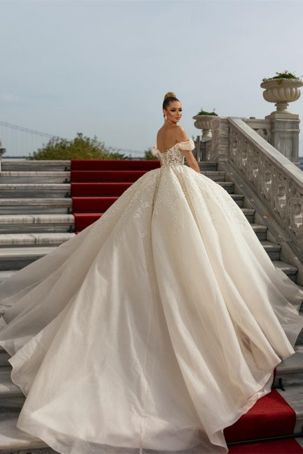 Suzhoufashion Luxury Princess Long A-Line Off-The-Shoulder Lace Wedding Dresses Suzhoufashion Luxury Princess Long A-Line Off-The-Shoulder Lace Wedding Dresses