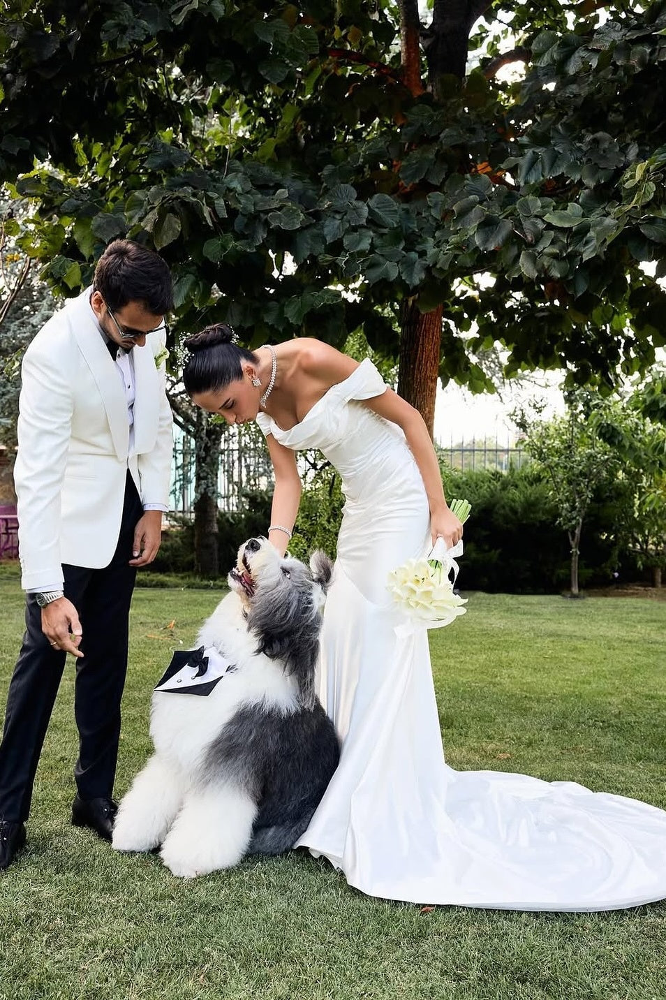 Suzhoufashion Off The Shoulder Beach Wedding Dress Satin Mermaid Bridal Gown