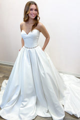 Sweetheart A-Line Ruffles Floor-length Backless Wedding Dress With Pockets