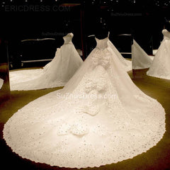 Sweetheart Ball Gown Shiny Bridal Gowns Lace Applique Court Train Beadings Wedding Dress with Bowknot