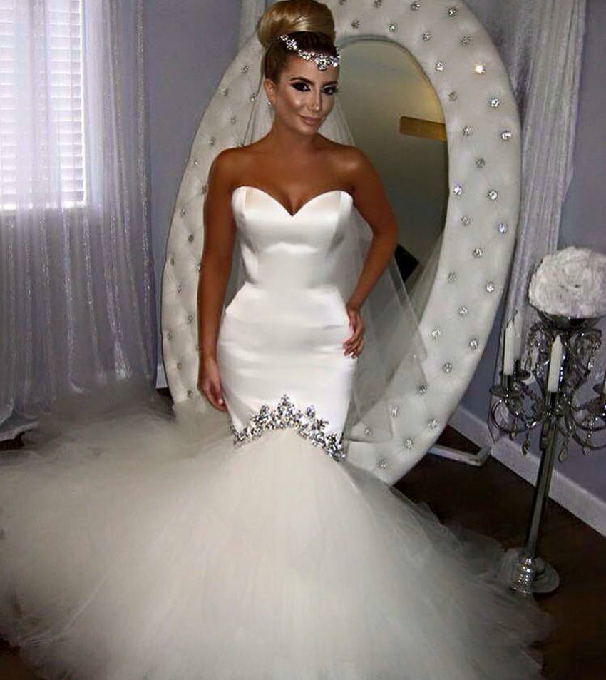 mermaid wedding dress with puffy bottom Strapless Sweet Heart Neckline Sexy Lace Mermaid Bridal Gown with Ruffles Bottom Wedding Dress AWD1701