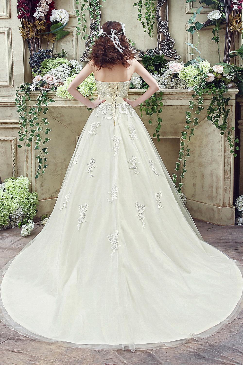 Sweetheart Lace Ball Gown Wedding Dress Tulle Lace-Up Bridal Gown CPS241