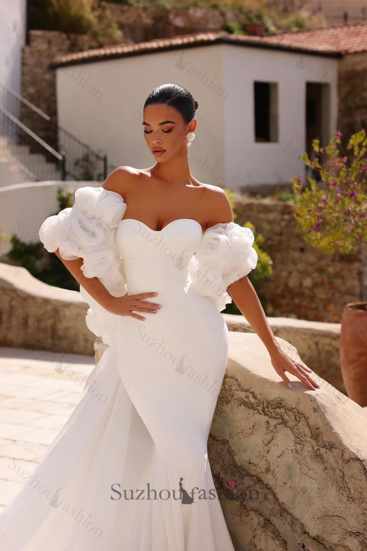 Suzhoufashion Women Sweetheart Satin Wedding Dress Mermaid Bridal Gown with Detachable Sleeves Suzhoufashion Women Sweetheart Satin Wedding Dress Mermaid Bridal Gown with Detachable Sleeves