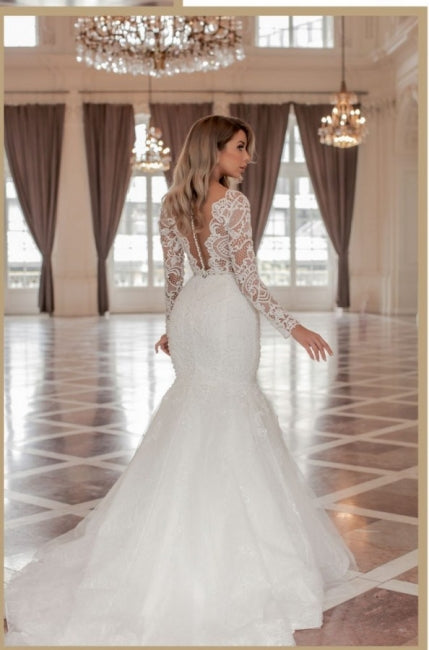 Trendy Long Sleeves V-Neck Mermaid Bridal Gowns with Chapel Train