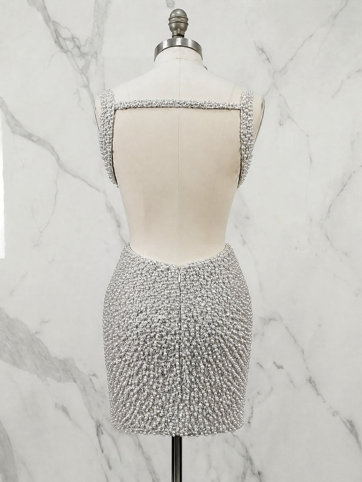 V Neck Pearl Embellished Short Homecoming Dress