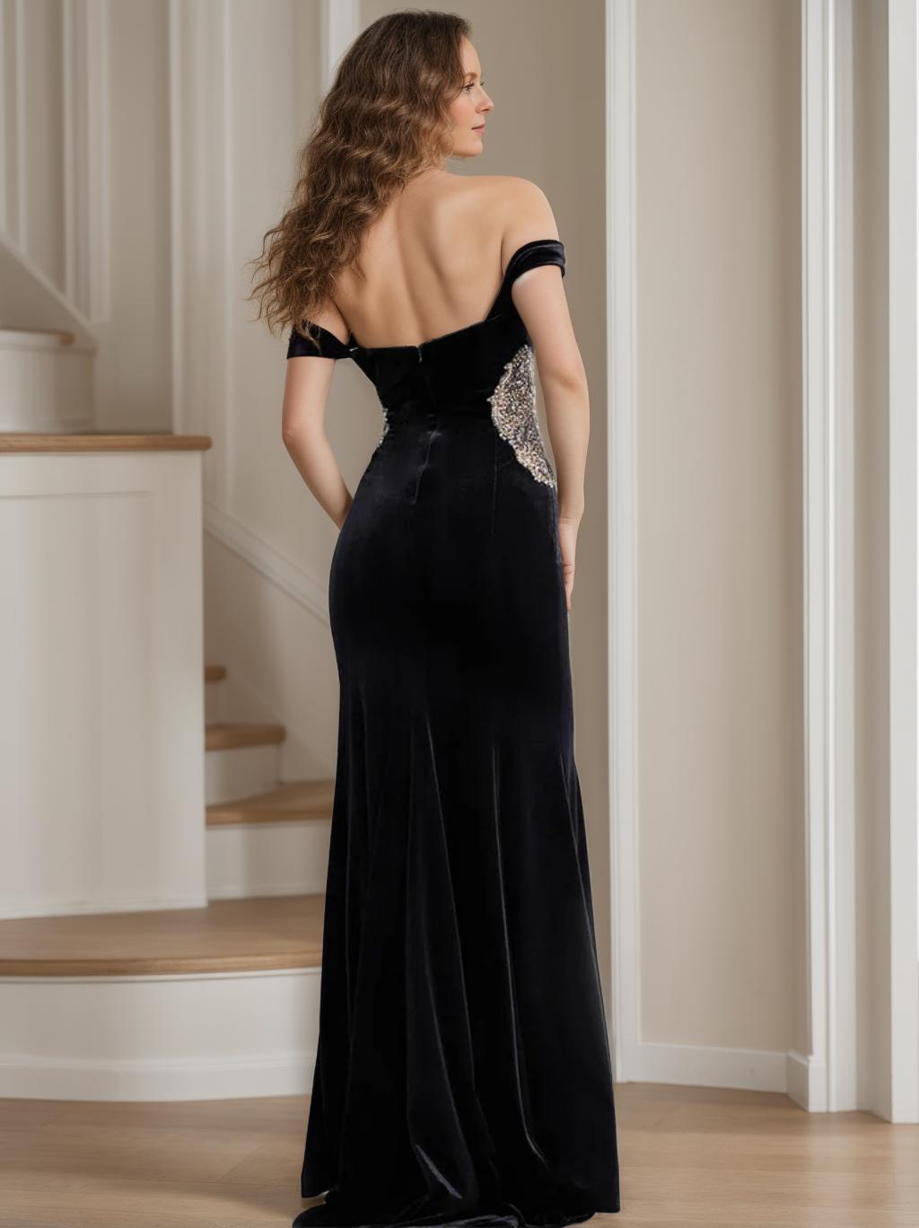 V Neck Sleeveless Long Sheath Column Mother of the Bride Dress With Beaded Applique