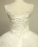 V-Neck Stunning Crystal Wedding Dresses Floor Length Ball Gown Lace-Up Charming Bridal Gowns