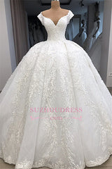 V-neck Fascinating Appliques Cap-Sleeves Ball-Gown Wedding Dresses