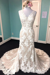 V-neck Mermaid Appliques Sleeveless Marvelous Lace Wedding Dresses