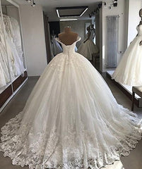 V-neck Off-the-shouder Luxury Applique Ball-gown Beading Wedding Dress