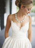 V-neck Spaghetti Straps Outdoor Wedding Dresses Satin Beach Bridal Gowns with Lace