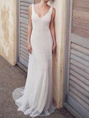 Vintage A-Line Wedding Dress V-neck Tulle Sleeveless Sexy See-Through Bridal Gowns in Color with Court Train
