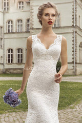 Vintage Lace Sheath Appliques Bridal Dress Court Train V Neck Wedding Dress VK0044
