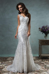 Vintage Mermaid Lace Wedding Dress Spaghetti Strap Open Back Sweep Train Bridal Gown