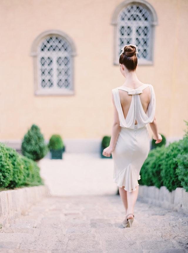 Vintage Wedding Short Bridesmaid Dresses Chiffon Hollow Back Wedding Reception Dress