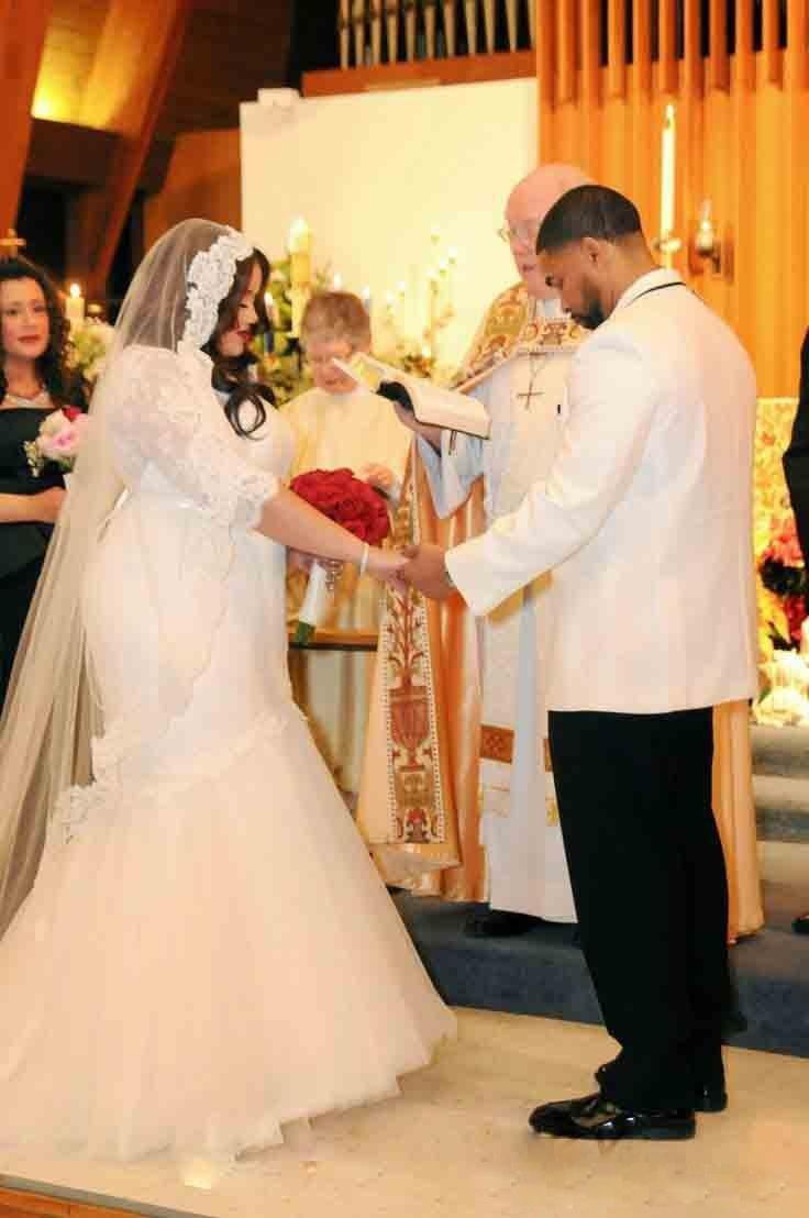 White Lace Sexy Mermaid Plus Size Wedding Dress Half Sleeve Custom Made Bridal Gown