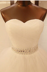 White Lace Sweetheart Crystal Long Wedding Dresses Ball Gown Lace-Up Tulle Fitted Bridal Gowns