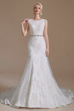 White Sleeveless Mermaid Wedding Dress Floral Lace Bridal Dress wit Belt