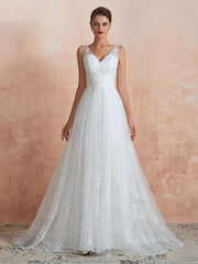 White Sleeveless V Neck Tulle Lace A-Line Wedding Dresses
