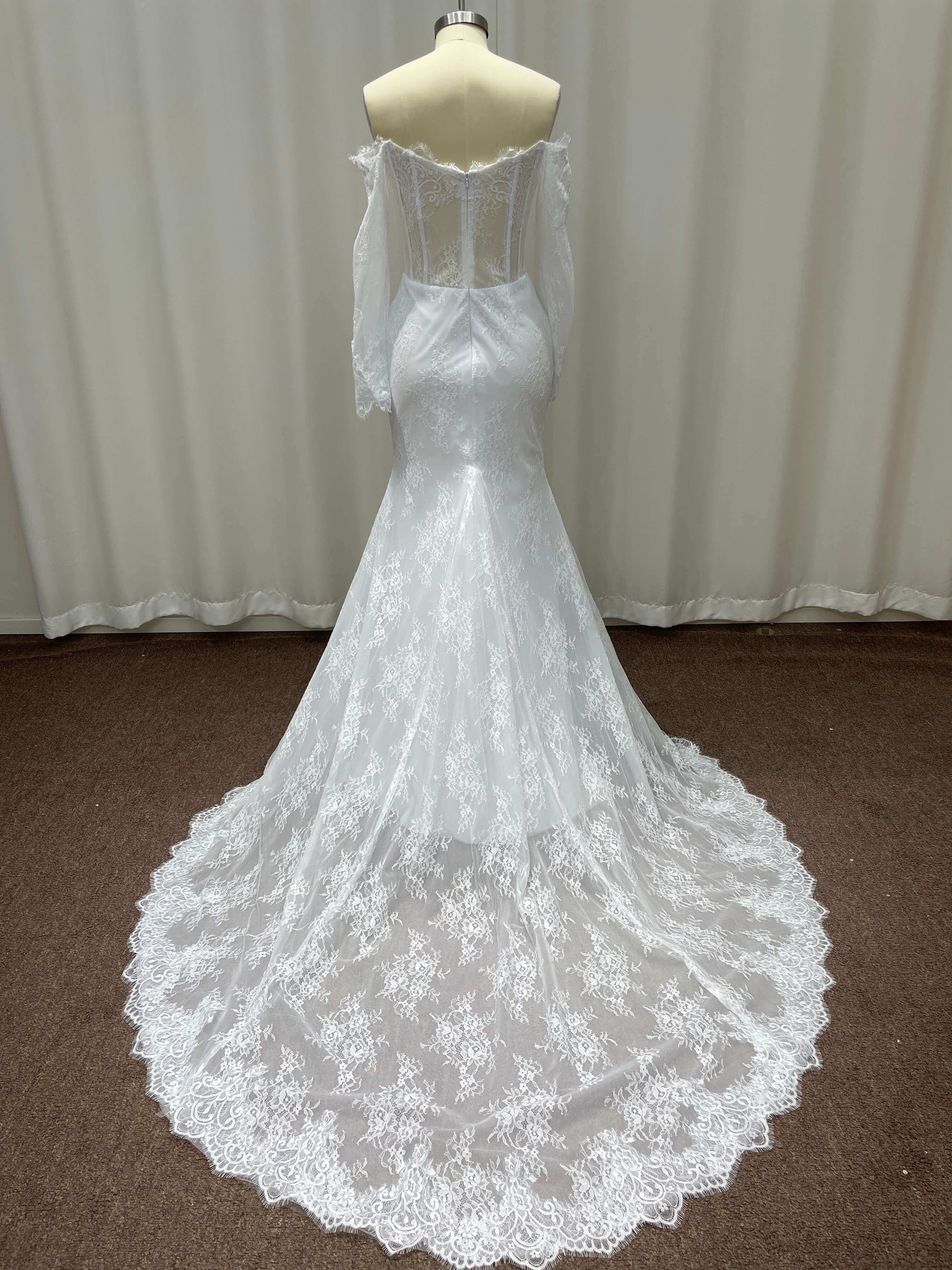 White Wedding Dress Lace Mermaid Sweetheart Off The Shoulder Beaded Long Sleeves Sweep Train Bridal Gown