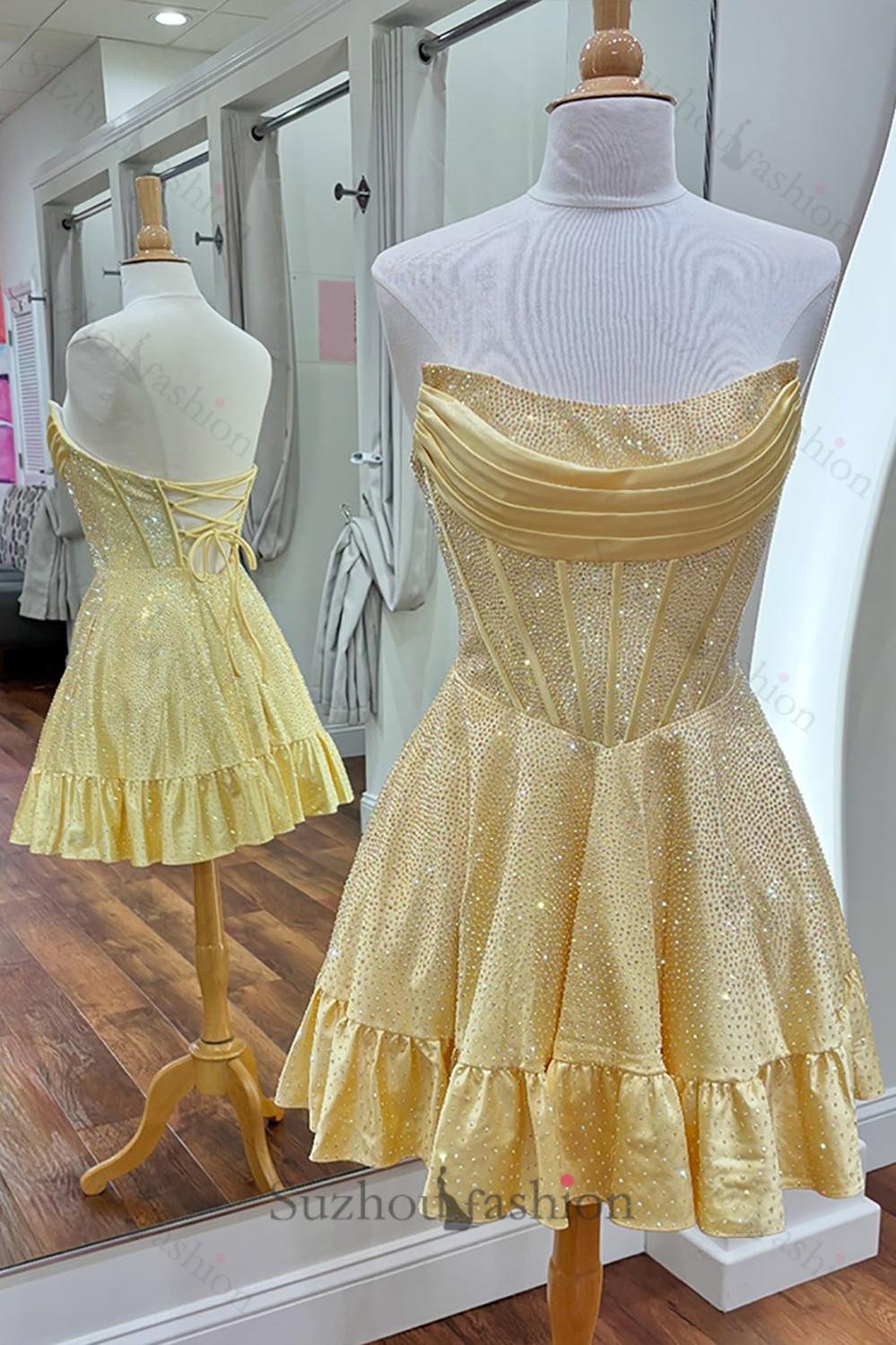Suzhoufashion Yellow Beaded Homecoming Dresses Strapless Short Corset Cocktail Dresses